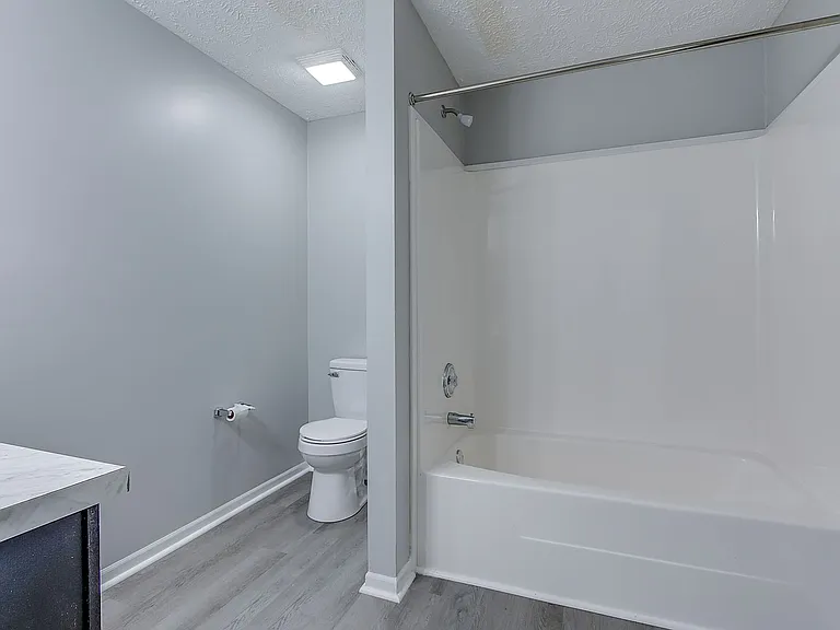 276 Franklin St — Photo 12