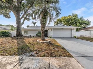 3366 Fox Hill Dr, Clearwater, FL 33761