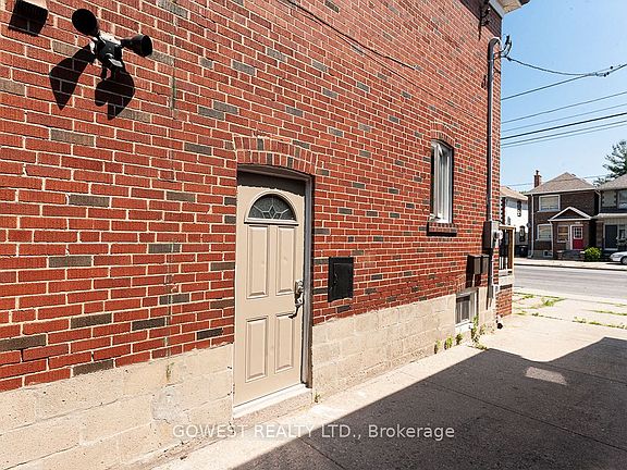 2nd image of 480 Jane St #2