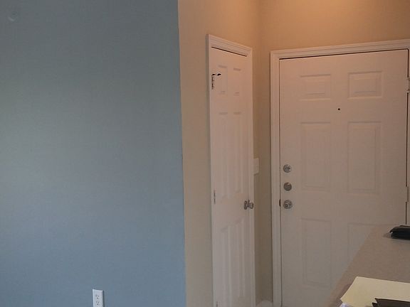 4th image of 160 SW 117th Ter APT 303