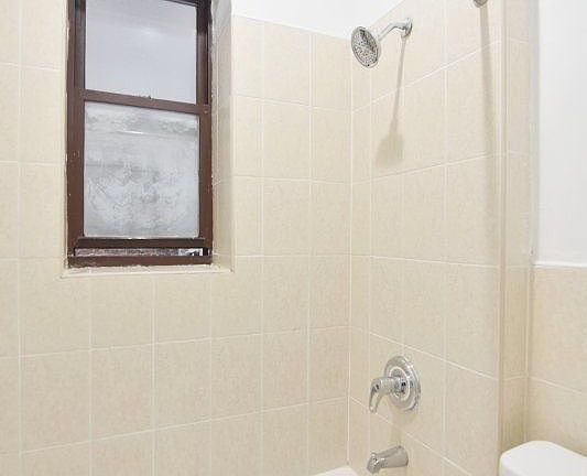 3rd image of 528 W 159th St APT 1