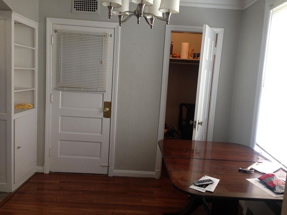 1st image of 2621 N Moreland Blvd APT 2