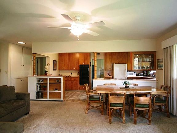 2nd image of 2241 Crescent Dr