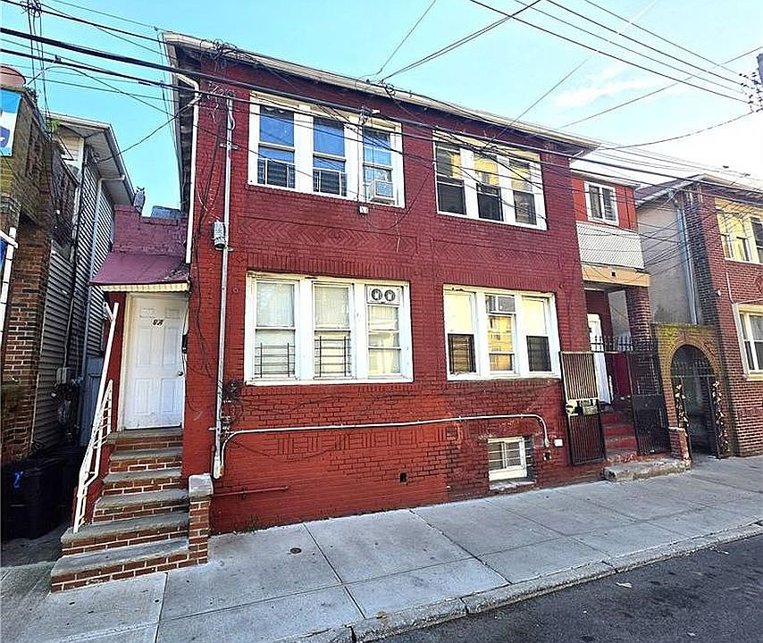 2nd image of 8A Brighton Ct