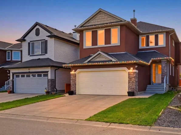 88 E Saddletree Close NE, Calgary, AB T3J 5H9