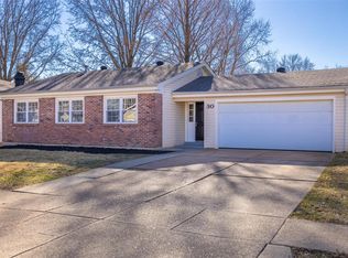 30 Westwood Estates Dr, Saint Peters, MO 63376