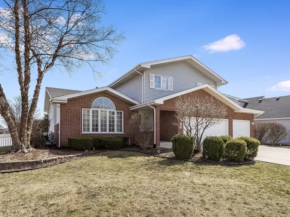 702 Long Ridge Trl, Minooka, IL 60447