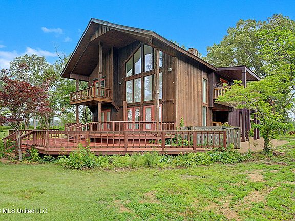 5th image of 448 Oakley Rd