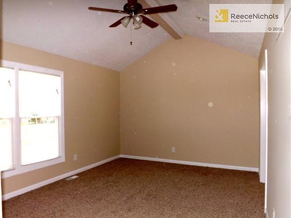 Living Room with Vaulted Ceilings