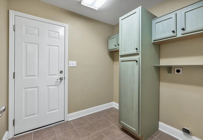 128 Willow Tree Dr — Photo 22