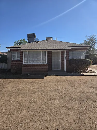 1317 W Osborn Rd Photo 1