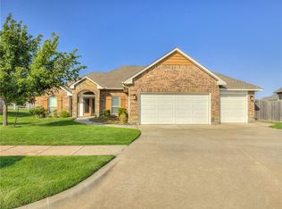 17309 Ridgewood Dr, Edmond, OK 73012