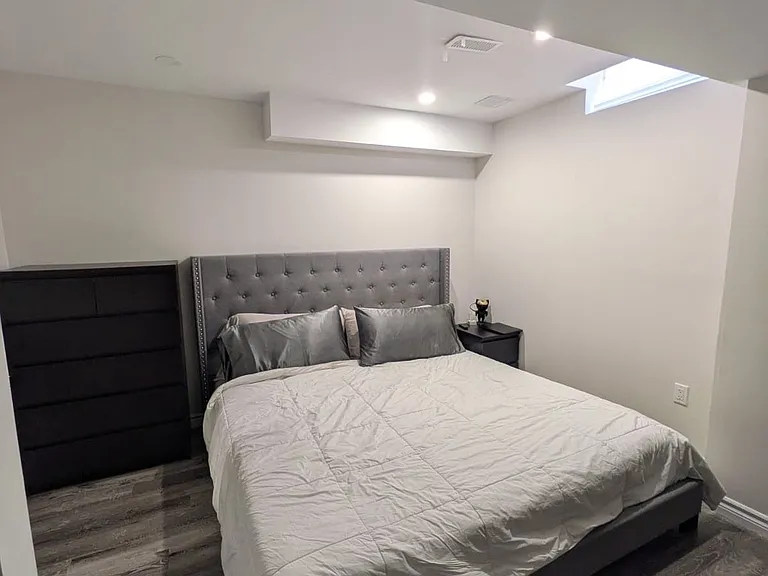 301 Davos Rd — Photo 10
