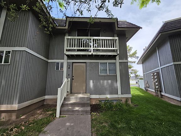2nd image of 1528 Falcon Dr