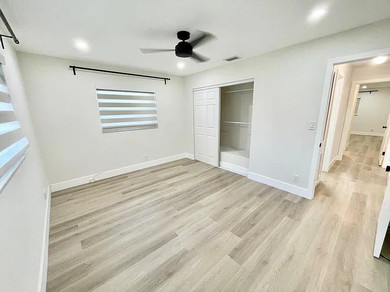 8205 NW 106th Ave — Photo 8