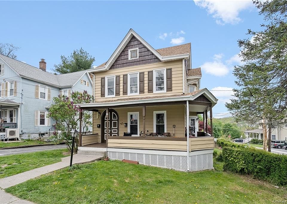 1st image of 37 Bank St #2