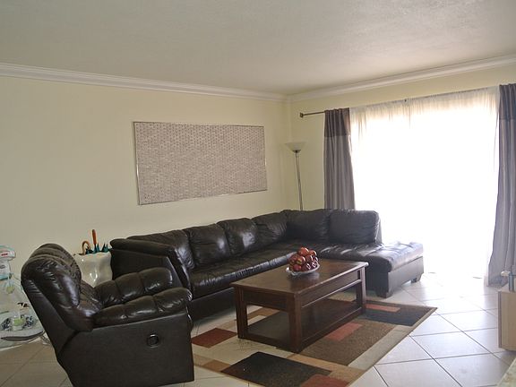5th image of 4200 Hillcrest Dr APT 612