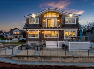 29 Sunset Beach Rd, Branford, CT 06405