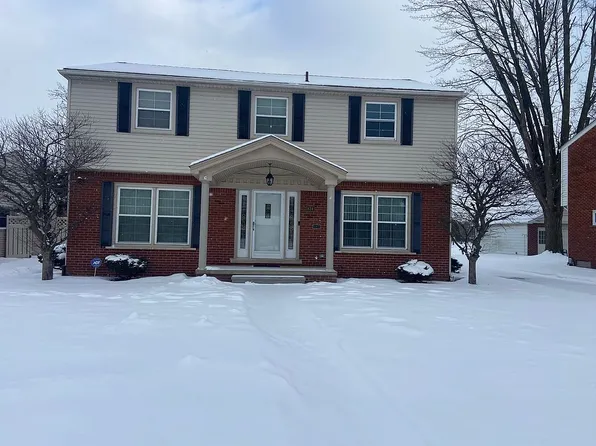 824 Nightingale St, Dearborn, MI 48128