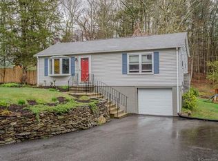 8 Phelps Rd, Marlborough, CT 06447