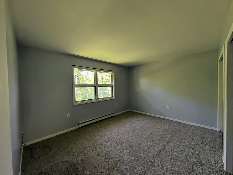 115 S Railroad St — Photo 6