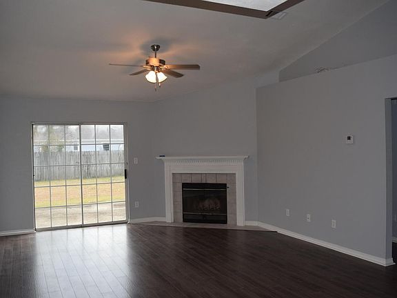 4th image of 9875 Mary Anne Dr