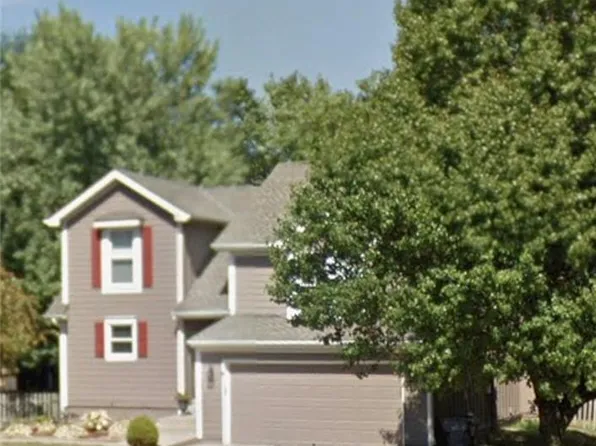1332 E 154th St, Olathe, KS 66062