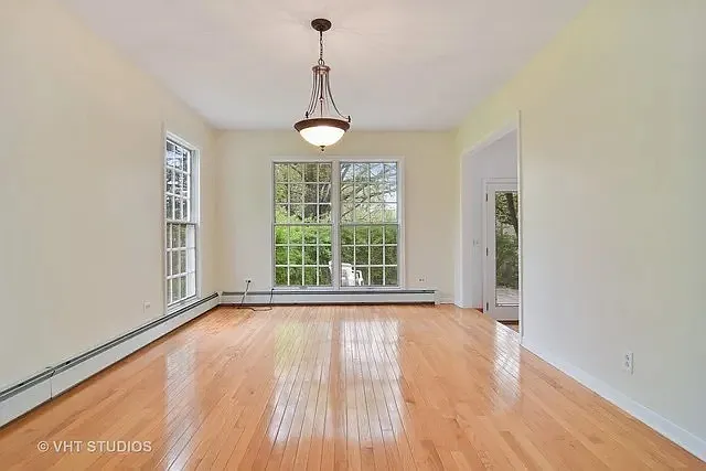 3N139 Cuyahoga Ter — Photo 5