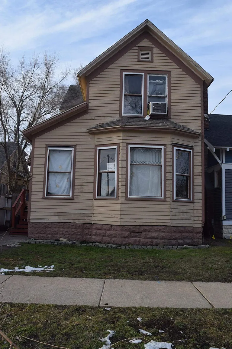 22 E Isabella Ave photo 1