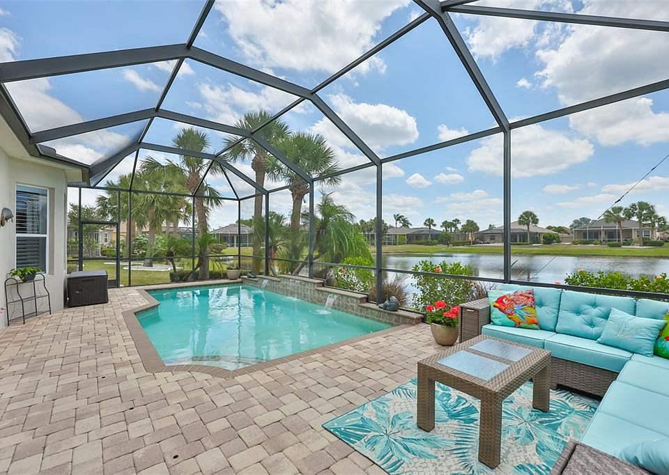 1st image of 829 Regal Manor Way