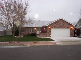 1101 Navajo Pl, Berthoud, CO 80513