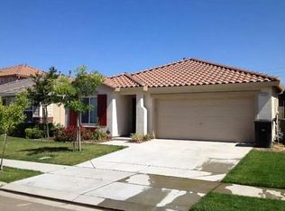 2273 Heartland Dr, Riverbank, CA 95367