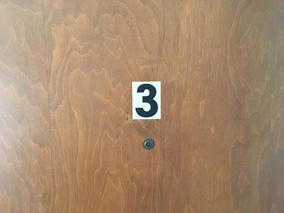 2nd image of 2527 Williams Ave #3