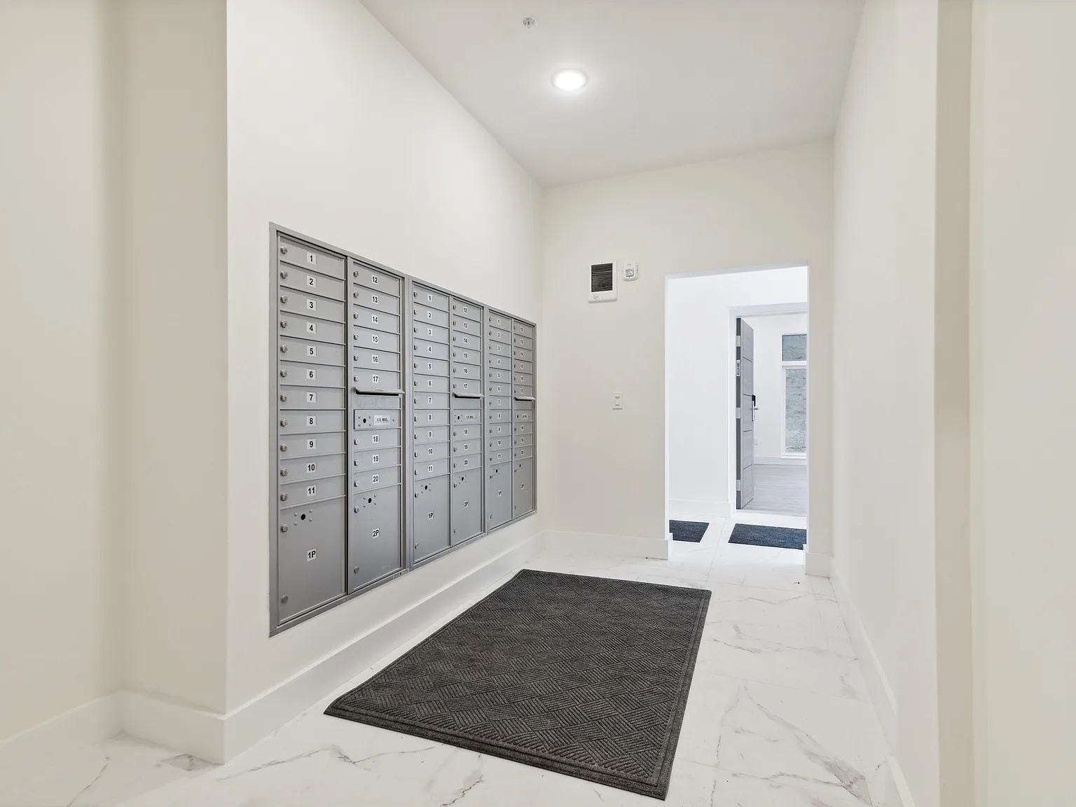 1 bed, 458 sqft, $1,575 — Photo 2