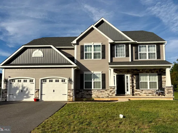 116 Sianna Cir, Wernersville, PA 19565