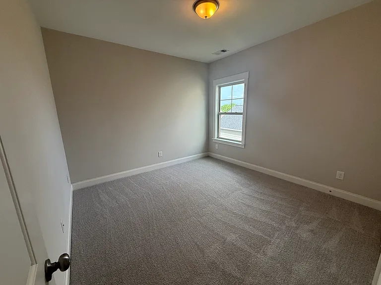 2812 Americus Dr — Photo 14