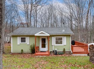 64 Holiday Dr, White Haven, PA 18661