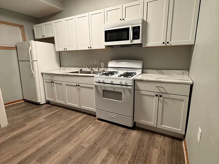Clean kitchen
