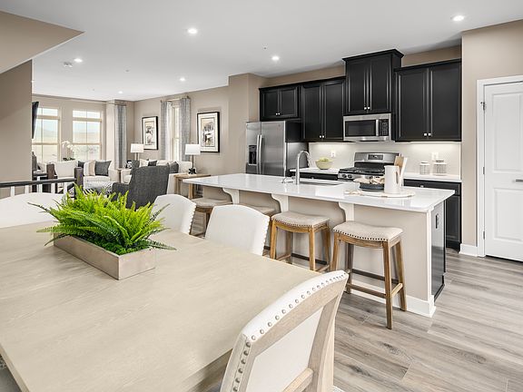 Mozart Urban 4 Story