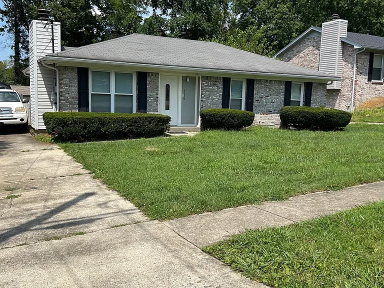 6618 Holly Lake Dr — Photo 1