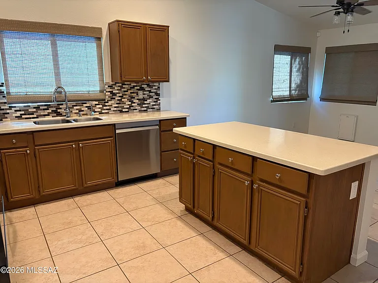 4805 W Bayberry St — Photo 5