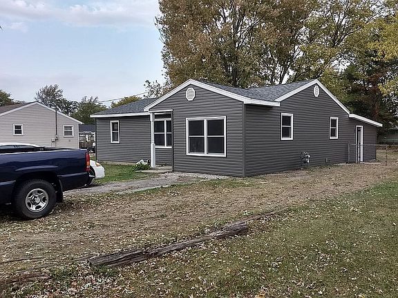 2nd image of 23129 W Centerfield Dr