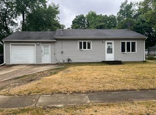 3080 Brookmont Dr, Kalamazoo, MI 49004