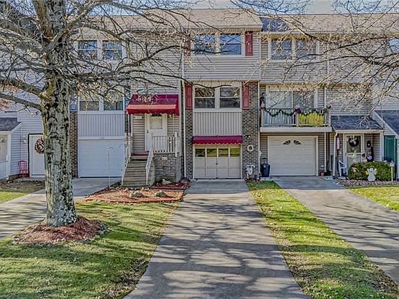 2nd image of 1062 Cranston Dr