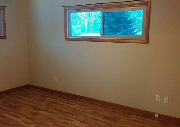 5th image of 2717 Lyndale Ln