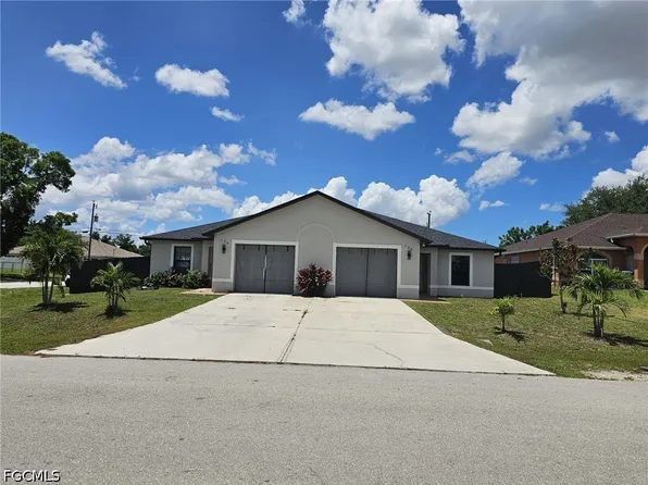 136 SE 12th Ter, Cape Coral, FL 33990