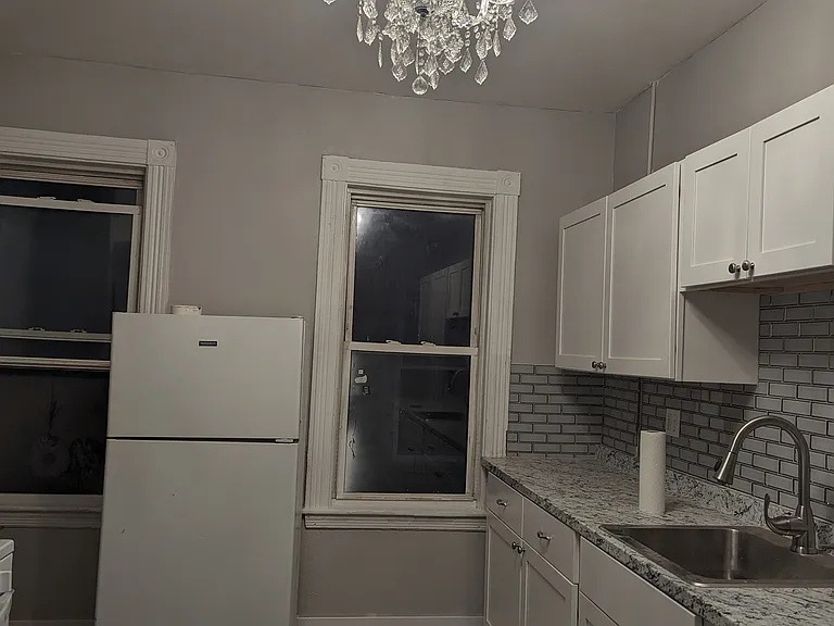 77 Bowdoin Ave — Photo 8