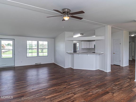 5th image of 102 Courtland Avenue