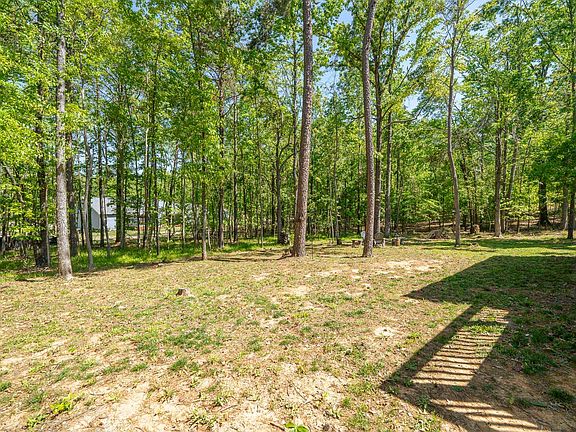 5th image of 52 Mossy Branch Dr