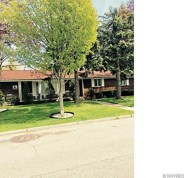 1st image of 72 Hollywood Ave